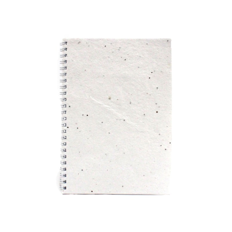 Carnet A5 en papier blanc moucheté avec spirale métallique, sans personnalisation visible.