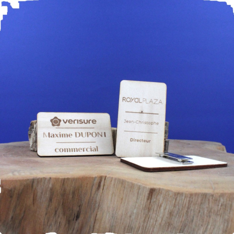 Badge magnétique en bois personnalisable fabriqué en France