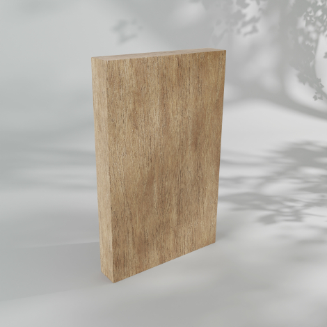 Bloc rectangulaire en bois présenté debout, photographié de trois-quarts sur fond clair, surface plane sans inscription ni motif