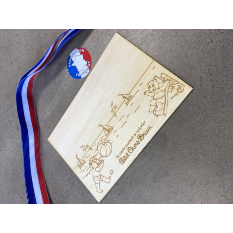 Carte postale publicitaire en bois fabriquée en France