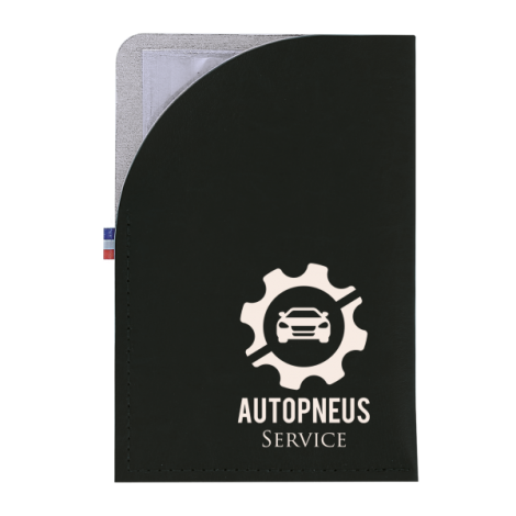 Porte carte grise noir matière végétale avec rabat arrondi et marquage bas face avant