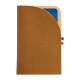 Porte-cartes marron clair avec objet inséré visible