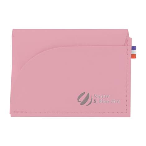 Porte-monnaie rose avec marquage gris métallisé en bas à droite