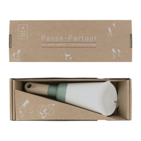 Coffret lampe nomade ouvert avec produit visible