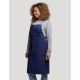Tablier coton bio long porté profil par une femme attache cou poche centrale visible sans marquage visible