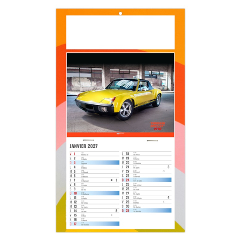 Calendrier illustré d’une Porsche 914 jaune dans un décor industriel.