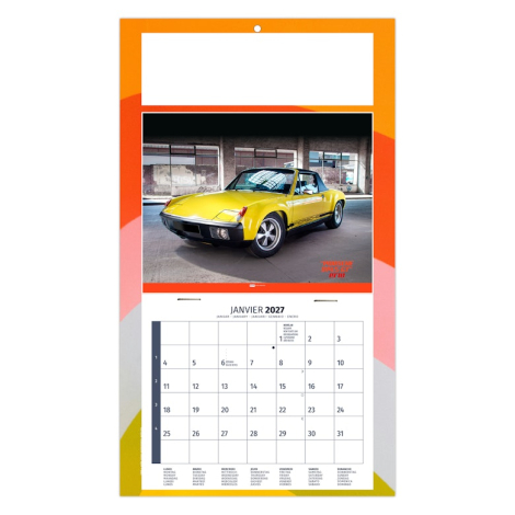 Calendrier illustré d’une Porsche 914 jaune dans un décor industriel.