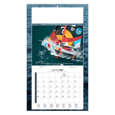 Calendrier publicitaire illustré d’un voilier de compétition sur fond maritime avec calendrier annuel.