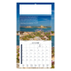 Calendrier publicitaire illustré d’un paysage côtier breton avec fleurs au premier plan et îlots en arrière-plan.