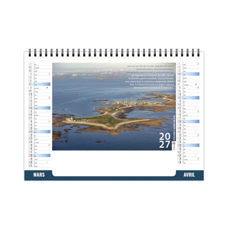 Chevalet de bureau illustré d’un paysage naturel de l’Île de Bréhat et de son littoral préservé.