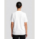 T-shirt femme Hersch blanc présenté de dos avec pantalon noir et coupe droite, sans marquage apparent T-shirt femme Hersch blanc présenté de dos avec pantalon noir et coupe droite, sans marquage apparent