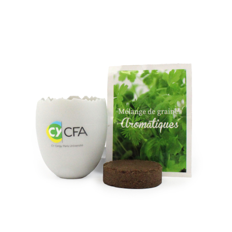 Kit de plantation composé d’un petit pot blanc personnalisé, d’une pastille de terre compressée et d’un sachet de mélange de gra