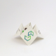 Cocotte en papier ensemencé personnalisée avec logo imprimé en couleur, sur fond blanc.
